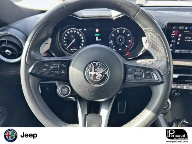 Alfa Romeo Tonale 1.5 hybrid 160 ch vgt tct7 — photo 9
