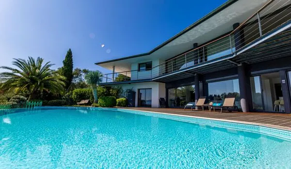 Maison 7 pièces 260 m²