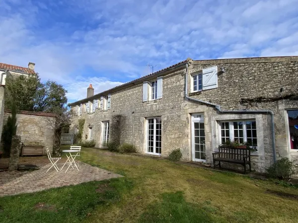Vends maison 10 pièces