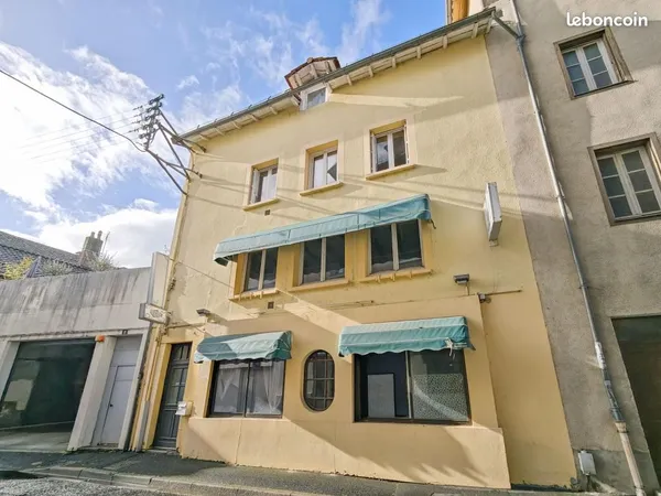 Maison 3 pièces 205 m²