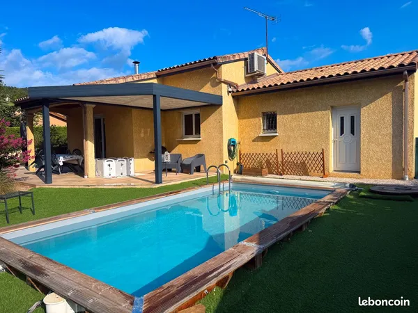 Villa plain-pied 130 m² avec piscine & spa - Sennecé-lès-Mâcon