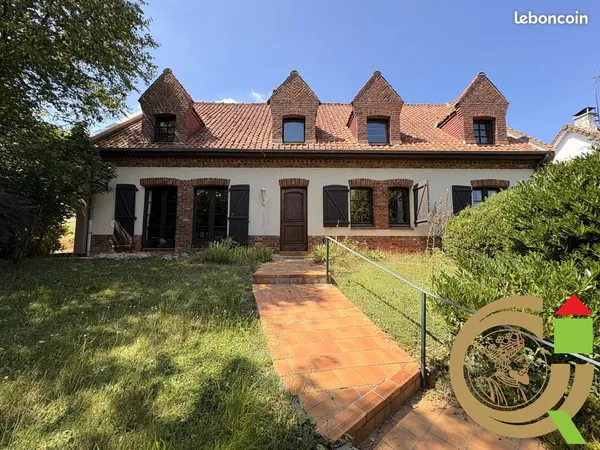 Propriété 6 pièces 184 m²