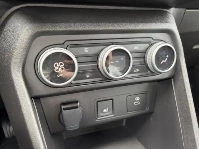 Dacia Sandero 1.0 eco-g 100ch stepway extreme + -24 — photo 4