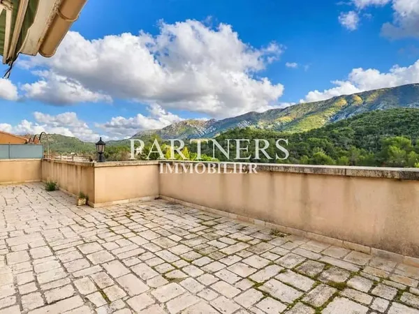 Appartement 3 pièces 103 m²
