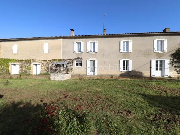 Maison 7 pièces 213 m²
