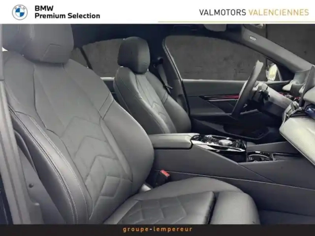 Bmw Serie 5 série 5 530e 299ch m sport — photo 5