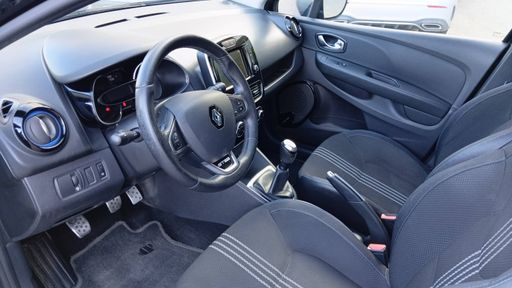 Renault Clio 0.9 TCe 90 - Intens – 2017 – 88288 km – Essence – Boîte Manuelle — photo 17