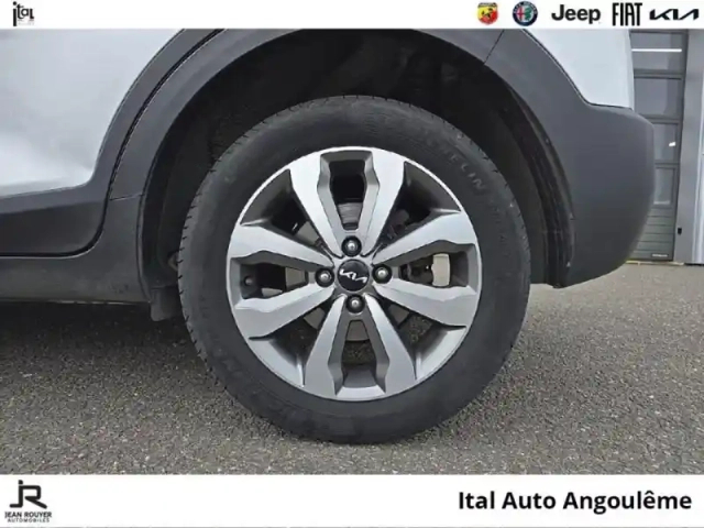 Kia Stonic 1.0 t-gdi 100ch active — photo 11
