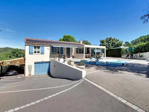 Maison de plain-pied 4 pièces 119 m²