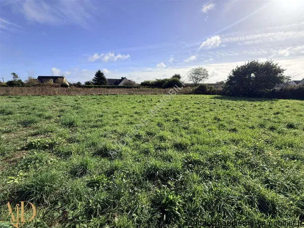 Terrain 782 m²