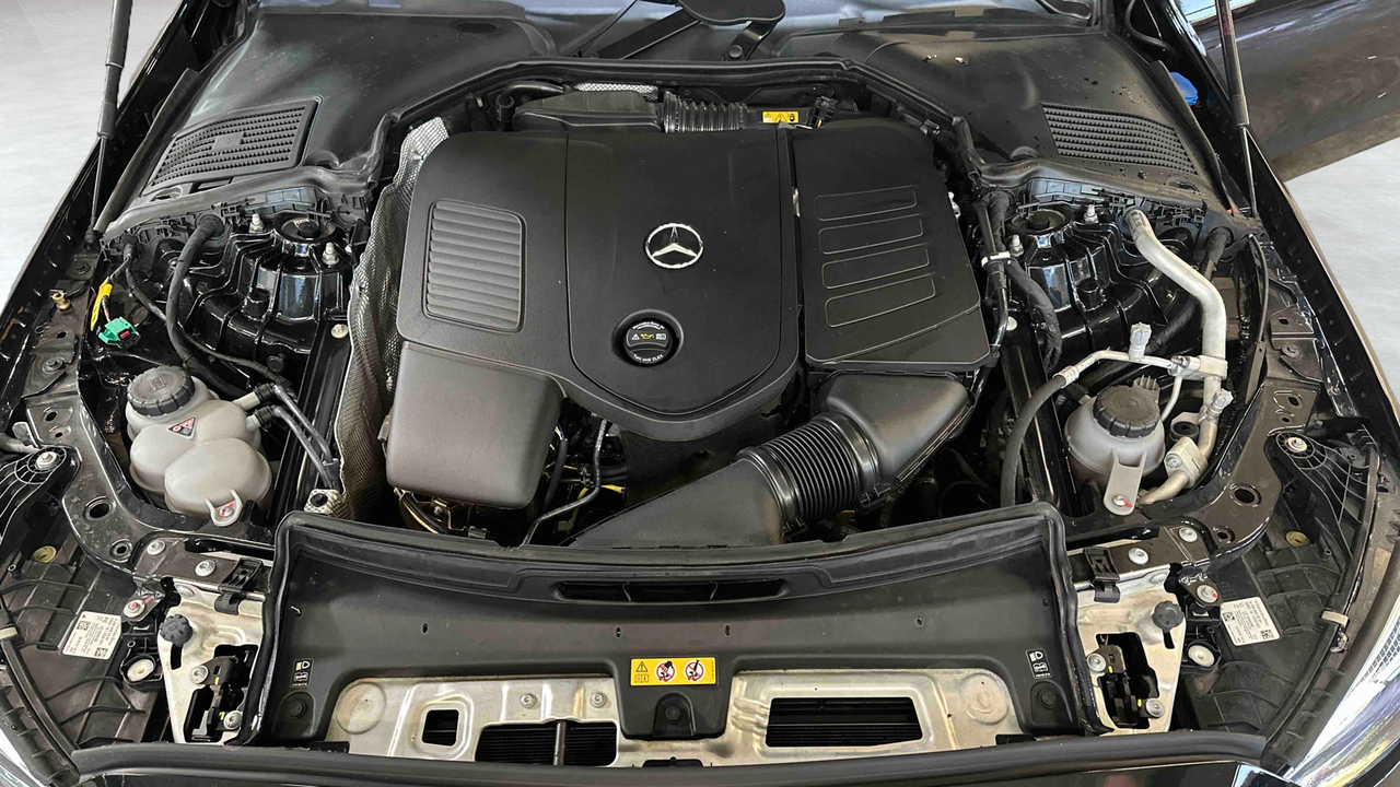 Mercedes Classe C 300 e 9G-Tronic e-Hybrid EQ — photo 17