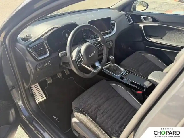 Kia Ceed sw 1.5 t-gdi 140 ch bvm6 — photo 2