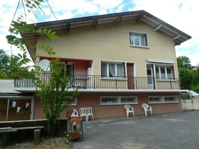 Photo 2