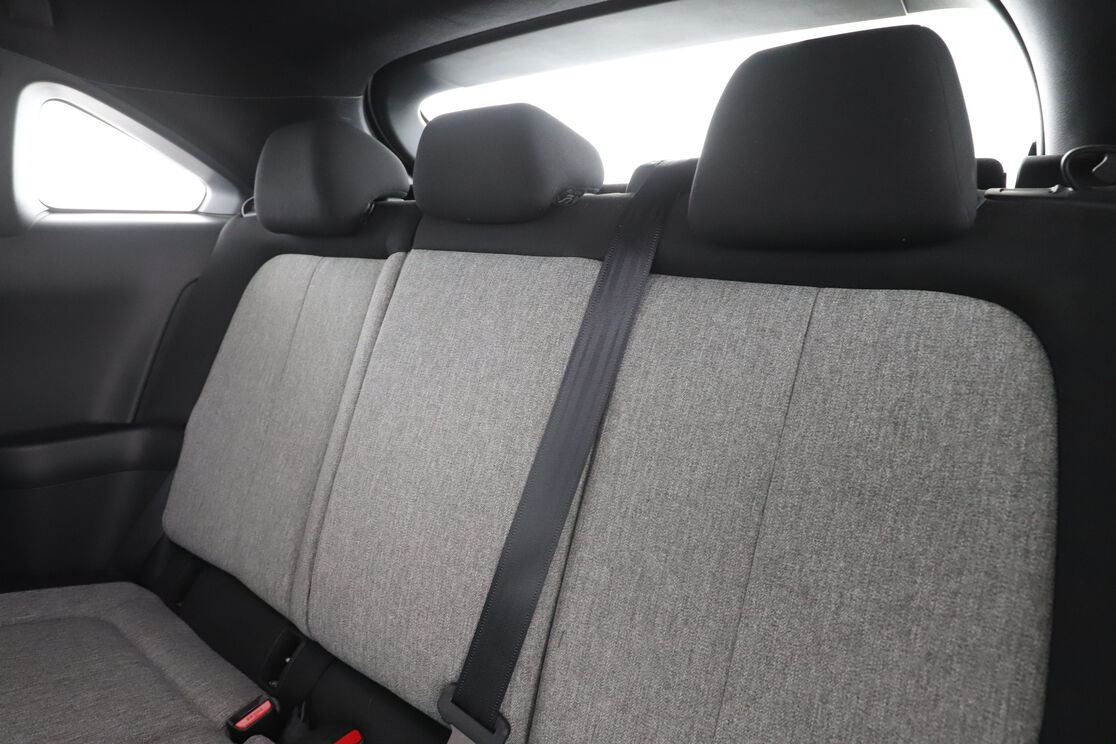 Mazda MX-30 e-Skyactiv First Edition Modern Confidence — photo 13