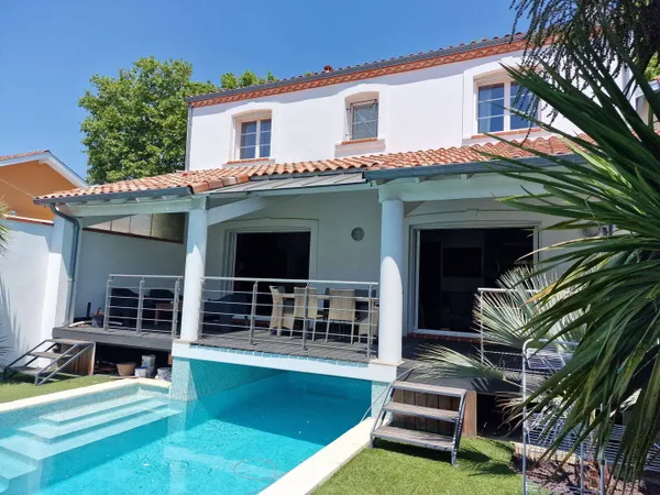Maison de ville 7 pièces 200 m²