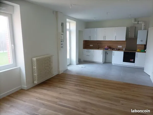 Maison ancienne entièrement rénovée à Bouguenais les couets à coté de L'arrêt de tram Neustrie