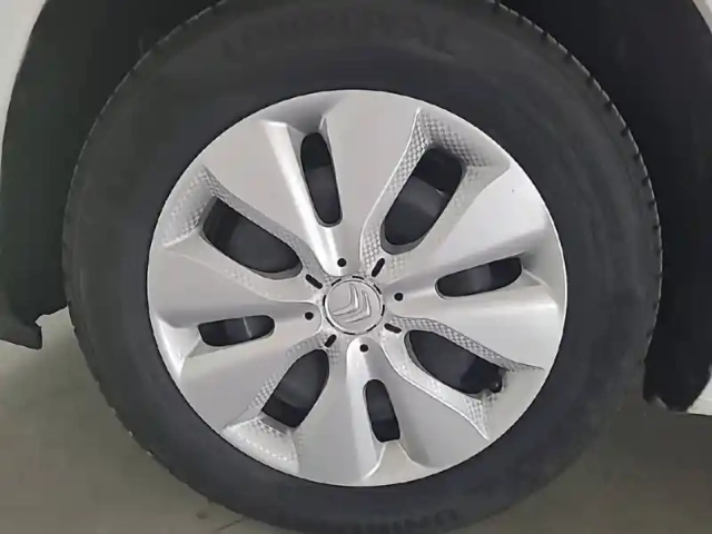 Citroën C3 puretech 83 s&amp;s bvm5 — photo 16