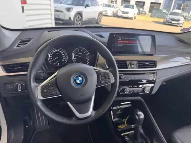 Bmw X1 xdrive25ea 220ch xline 6cv — photo 22