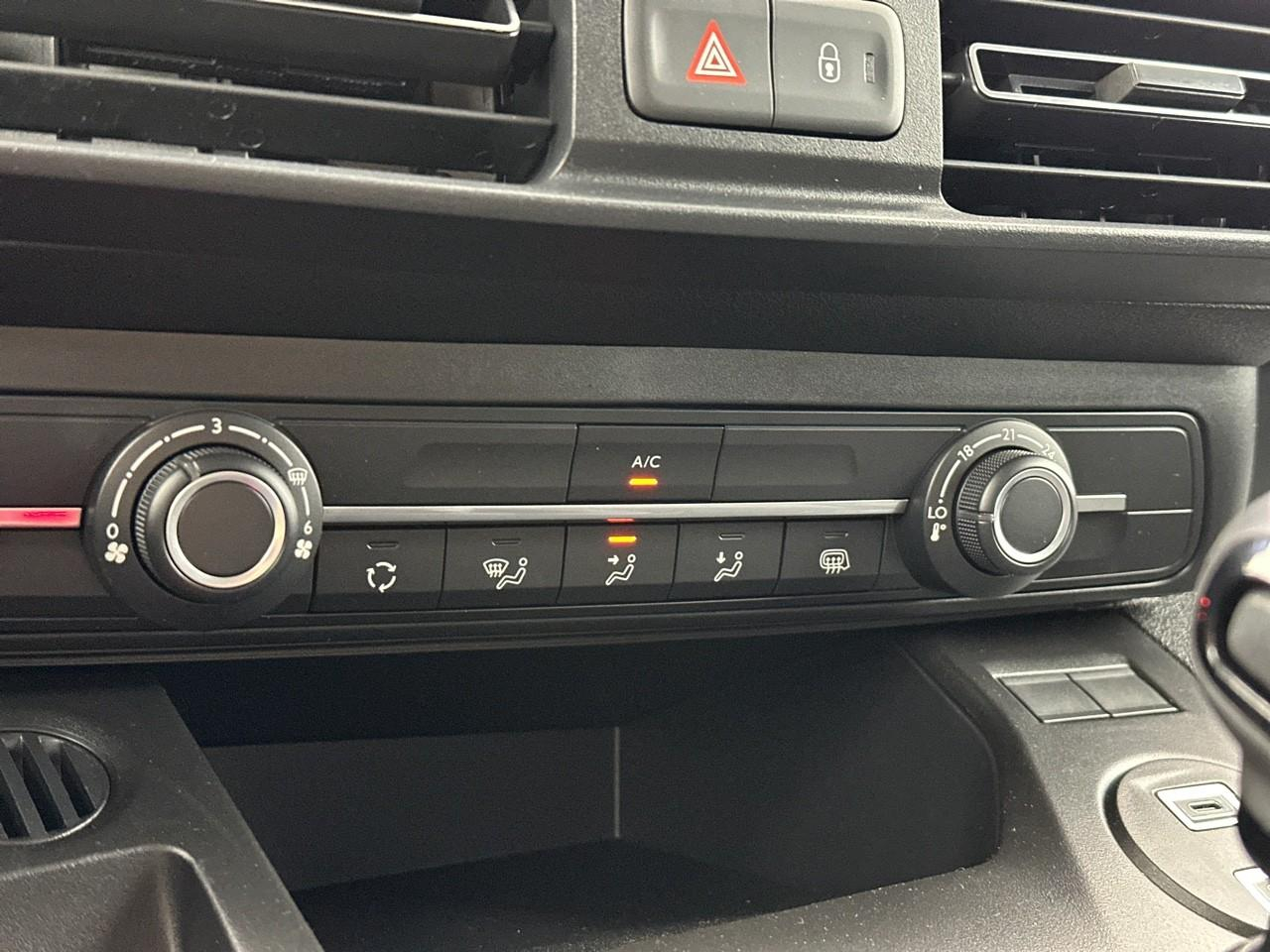 Citroën Berlingo van m diesel 100 ch manuelle — photo 26