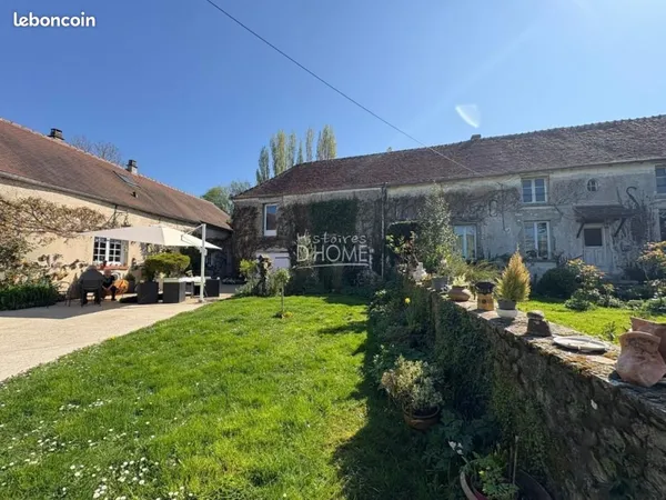 Maison 11 pièces 235 m²