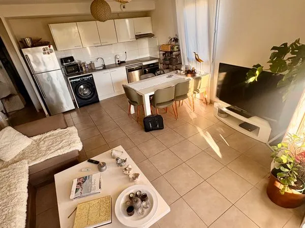 Appartement T3 avec terrasse et garage