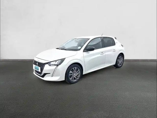 Peugeot 208 puretech 100 s&amp;s eat8 — photo 1