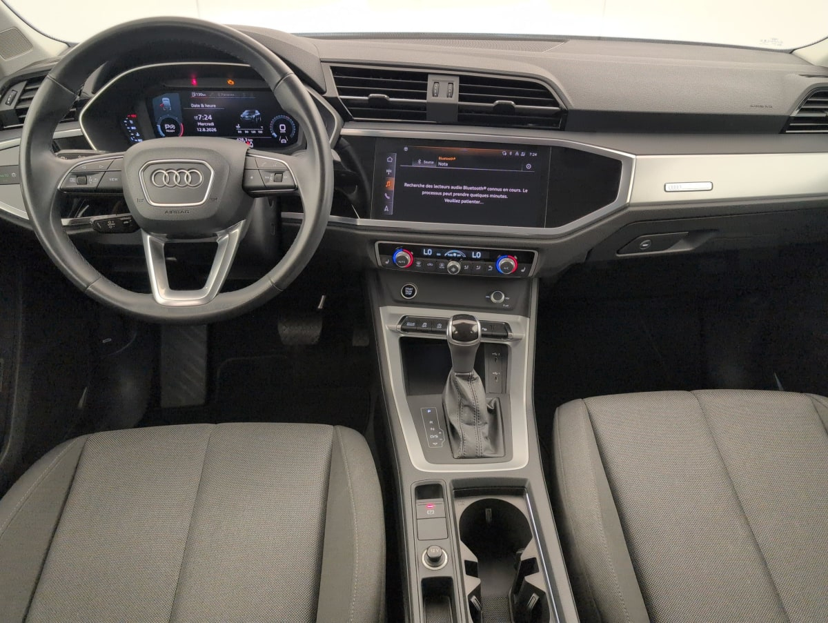 Audi Q3 Sportback — photo 13