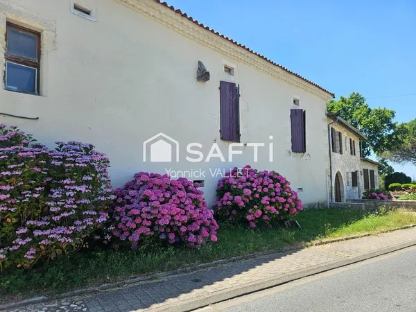 Maison de village à vendre - Segonzac (24600)