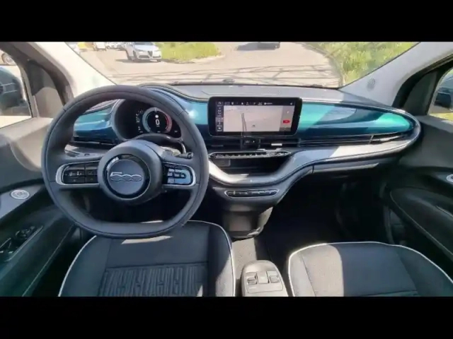 Fiat 500 e 118ch pack style &amp;tech my23 — photo 2