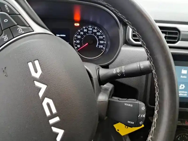 Dacia Duster eco-g 100 4x2 — photo 30