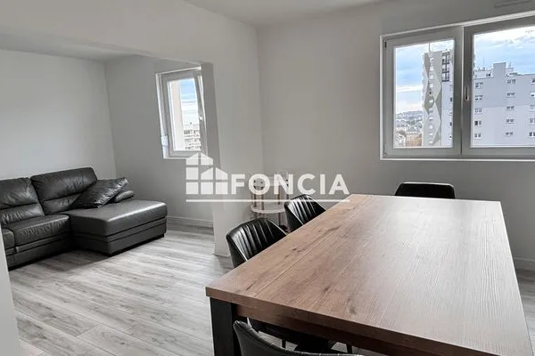 Appartement 4 pièces 75 m²