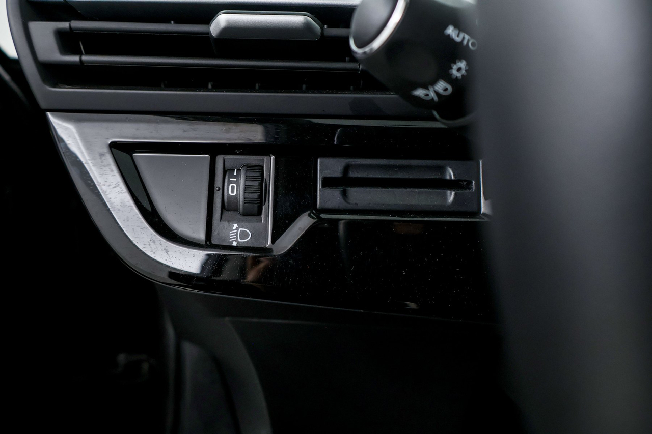 Citroën Grand C4 Spacetourer — photo 22