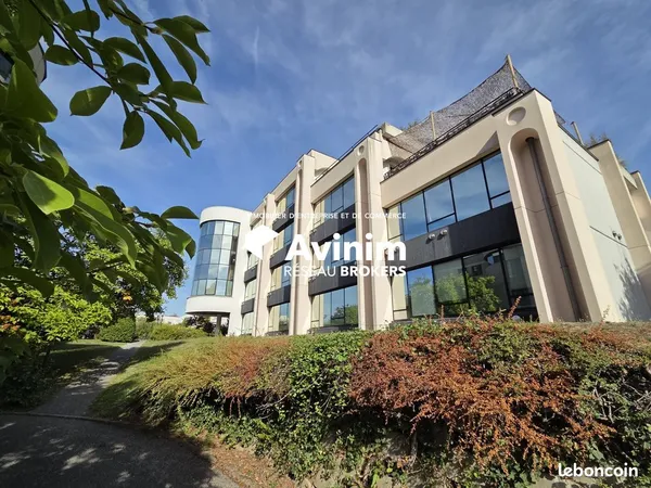 Bureaux 477 m² Epagny Metz-Tessy