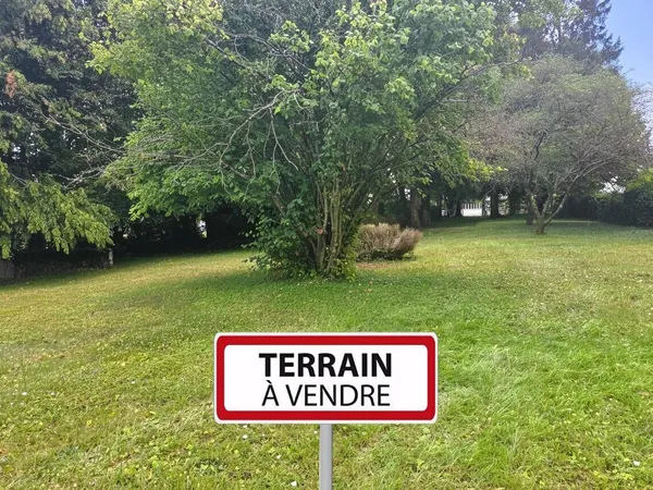 Terrain à bâtir de 1 399 m² - Secteur résidentiel calme ?