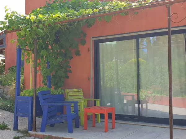 Loue Studio 20m²/1 chambre Aix-Marseille/Simiane-Collongue (13)