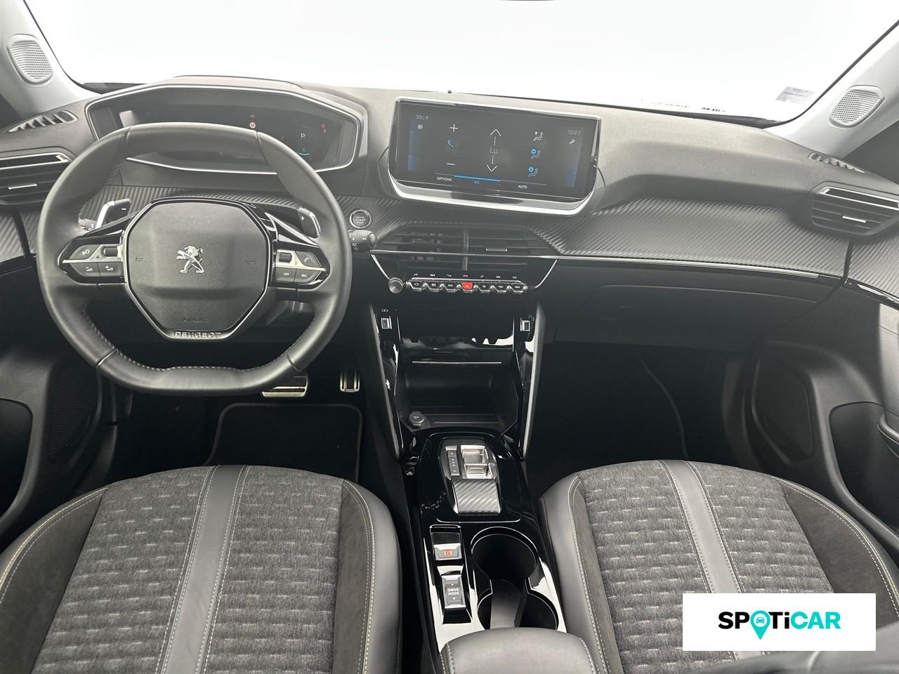 Peugeot 2008 1.2 puretech 130ch s&s roadtrip eat8 — photo 8