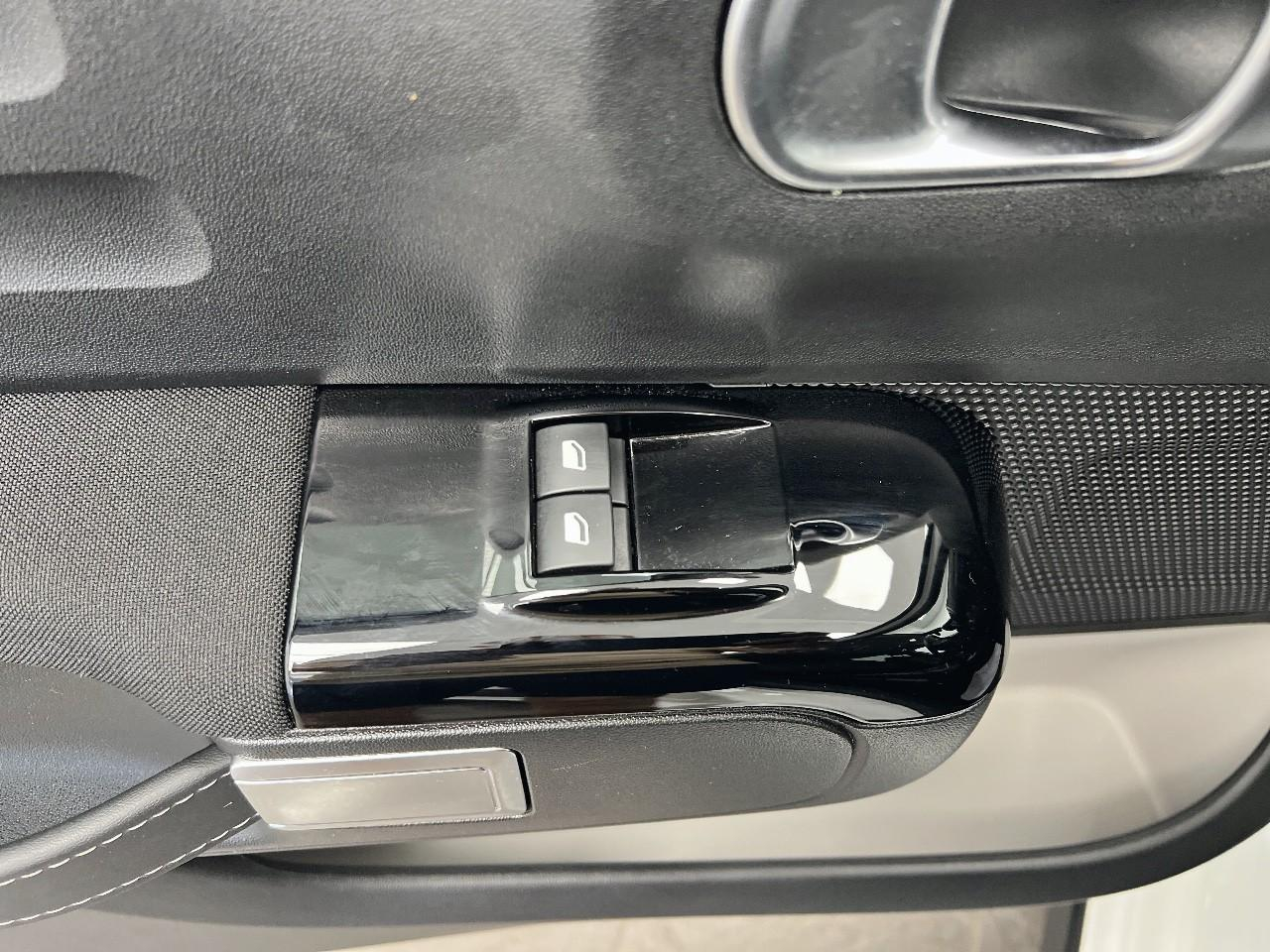 Citroën C3 puretech 83 ch bvm5 max — photo 17