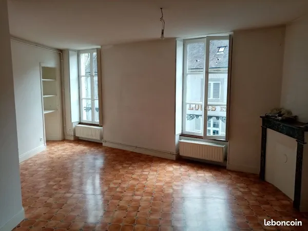 Studio 35m2 libre au 1er sept