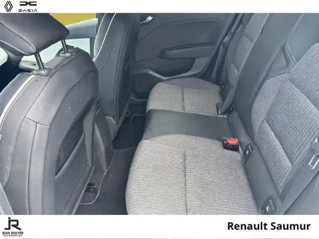 Renault Clio 1.3 tce 140ch techno — photo 4