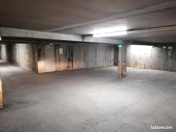 Parking 28 rue Carnot