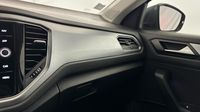 Volkswagen T-Roc 2.0 TDI 150ch Active DSG7 — photo 26