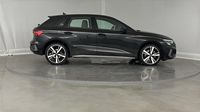 Audi A3 Sportback 40 TFSI e 204ch S line S tronic 6 — photo 4