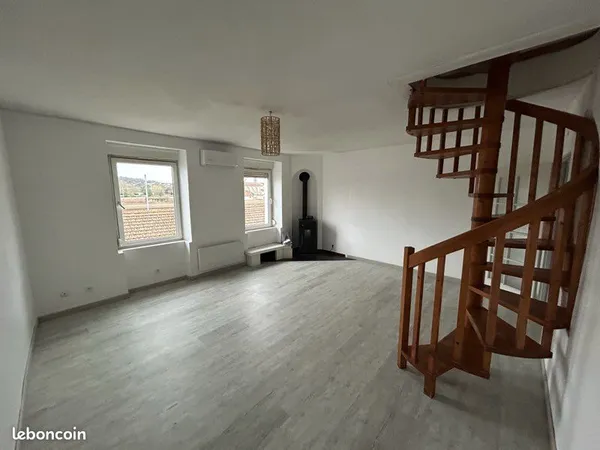Appartement F4 Duplex renové de 85m2 à Varangéville