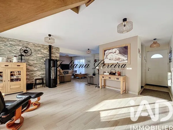 Maison 7 pièces 180 m²
