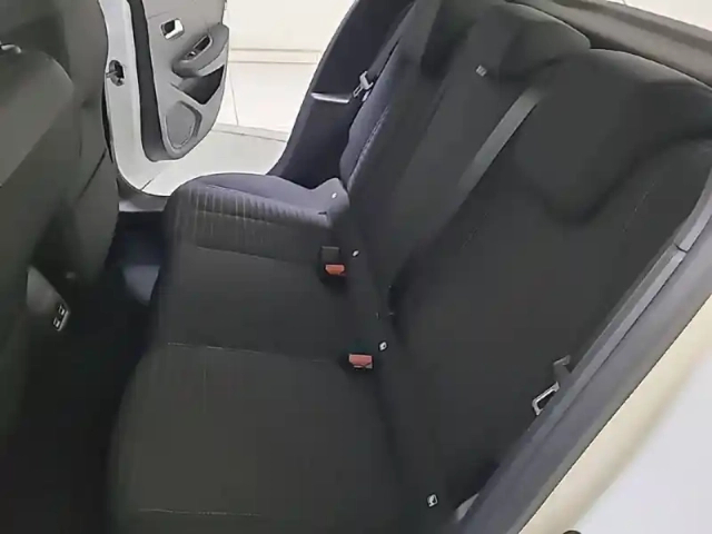 Peugeot 208 electrique 50 kwh 136ch — photo 80