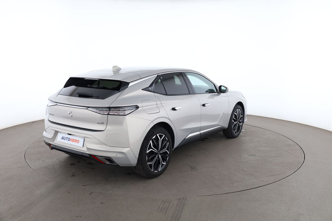 DS Automobiles DS4 1.6 E-Tense Hybride Rivoli EAT8 — photo 5