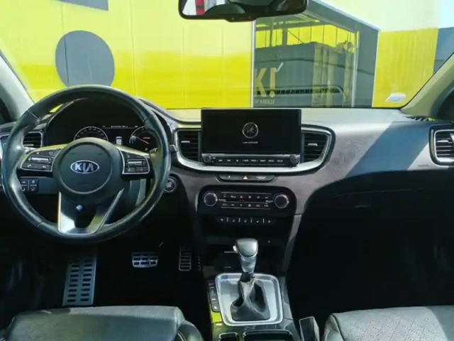Kia Xceed premium 1.6 crdi 136 ch dct7 — photo 9