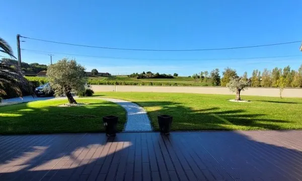 Villa de charme 6 pièces,140 m². Vue panoramique à Cars