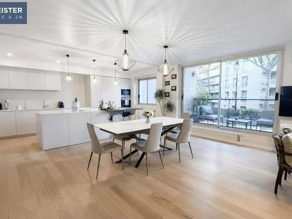 Appartement 6 pièces 129 m²