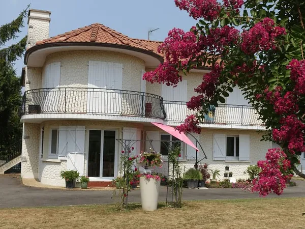 Maison 7 pièces 200 m²